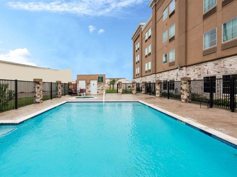 La Quinta By Wyndham Houston Humble Atascocita Hotel Buitenkant foto